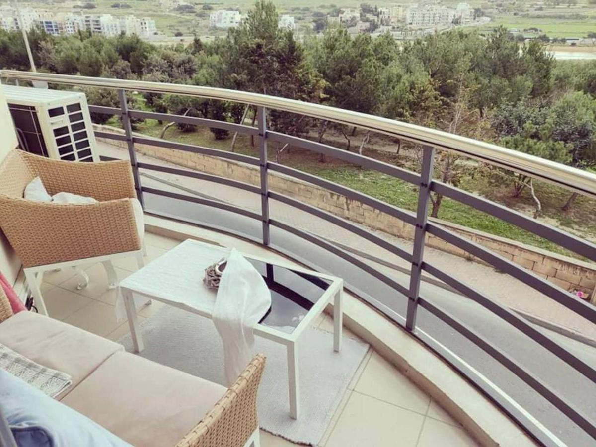 Cosy Designer Finished Apartment With Unobstructed Views St. Paul's Bay Luaran gambar